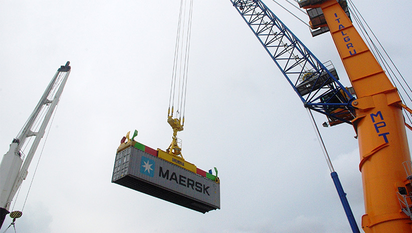 Crane container handling