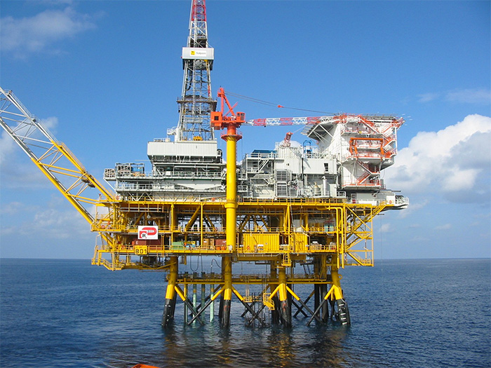 ITALGRU TS offshore crane at sea
